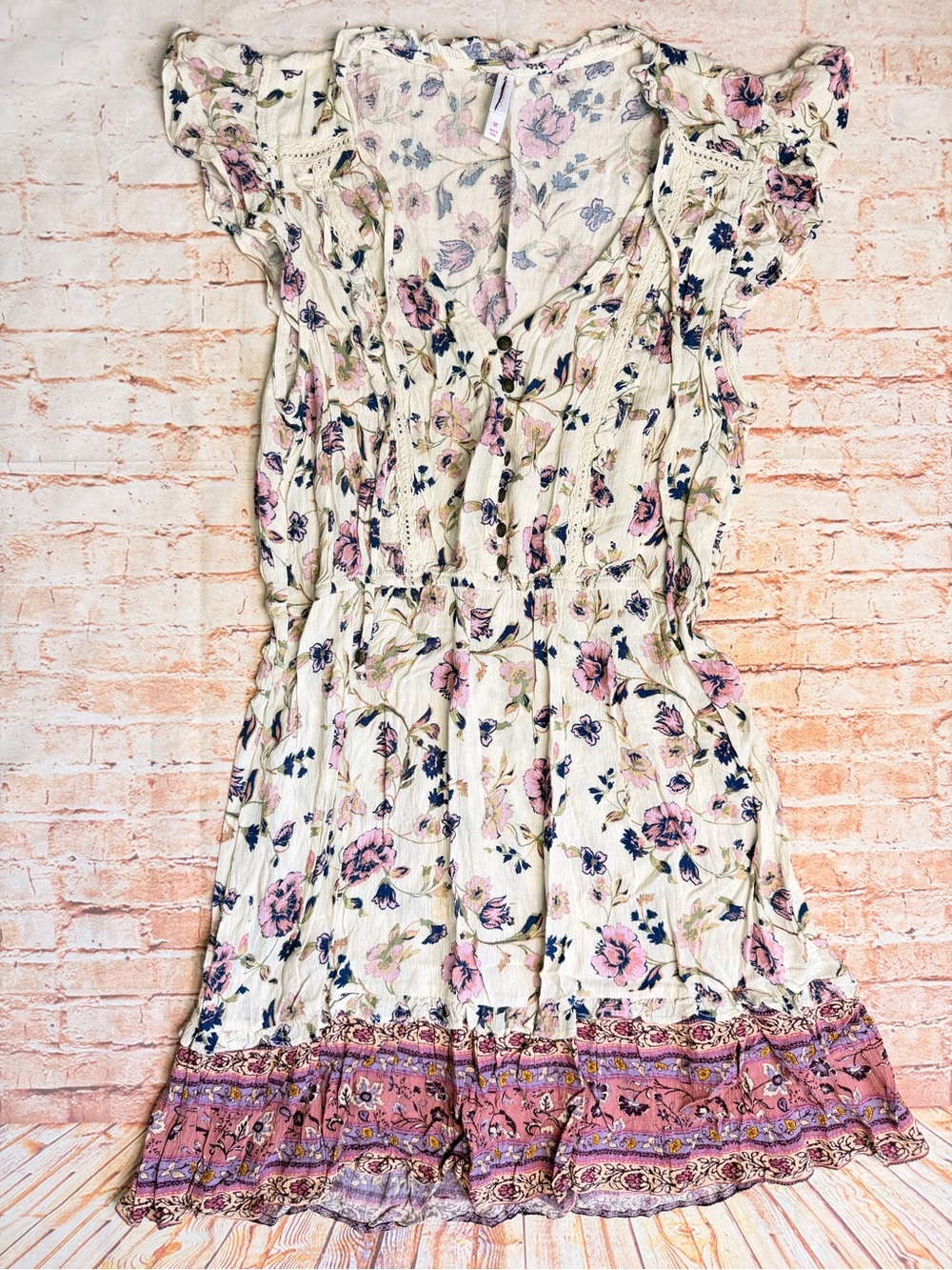 Xhilaration | Cream & Lilac Floral Ruffle Sleeve Summer Dress